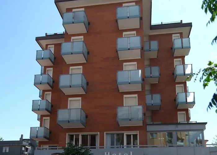 Caesar Hotel Pésaro