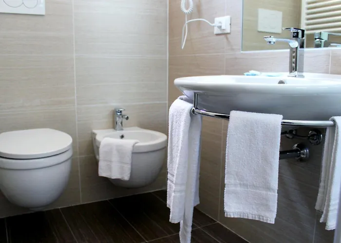 Caesar Hotel Pésaro