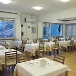 Ξενοδοχείο Caesar