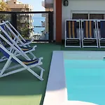 Caesar 3* Πέζαρο