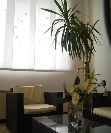 Caesar Hotel 3*