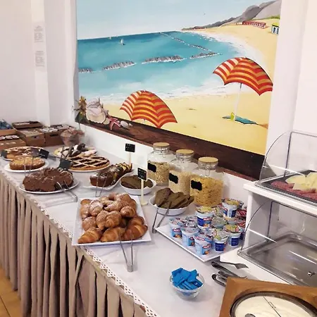 Hotel Caesar Pesaro