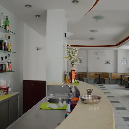 Hotel Caesar Pesaro