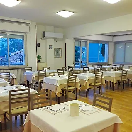 Hotel Caesar Pesaro