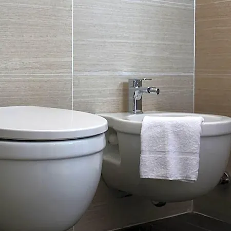 Caesar Hotel 3*
