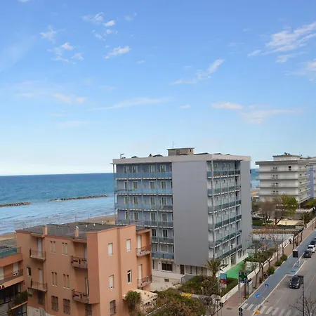 Hotel Caesar 3*